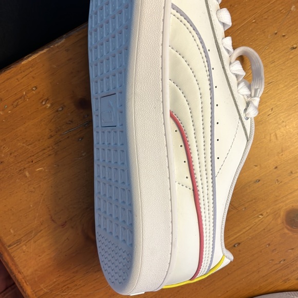 NWOT Puma Women’s soft foam sneakers, size 10, EU 41. - Picture 3 of 5